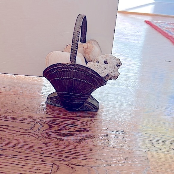 Clam Shell Brass Decor Basket Door Stop Multi-Functional Clam Brass - Picture 2 of 4